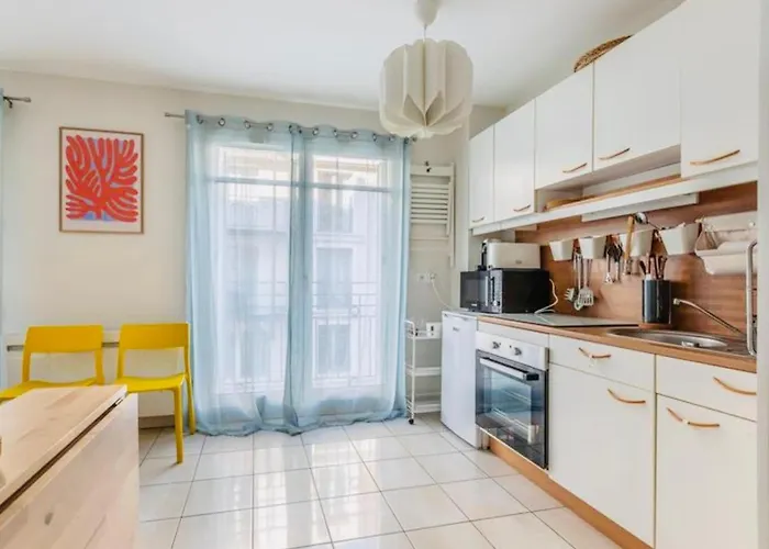 Apartment A Pied Et Centre Cosy